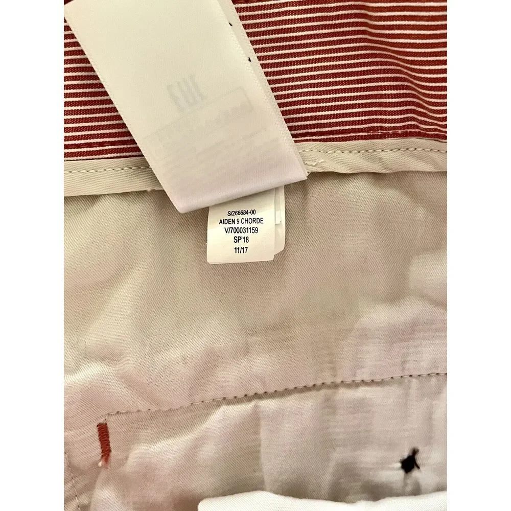 Banana Republic Aiden‎ Chino Shorts Mens Size 40 Pink-Red White Striped Pockets
